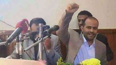 لهذا السبب.. قيادة الحوثي تزيح كبار مشرفيها من منصب هام وتضعه تحت الإقامة الجبرية شمال صنعاء