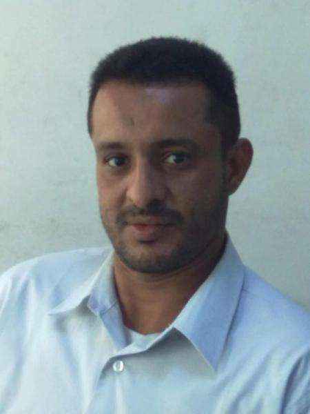 وفاة شاب في عدن أثناء صلاة العصر.. شقيق فنان شهير