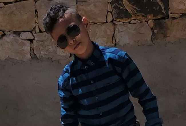 وفاة طفل غرقا بحفرة صرف صحي بتعز نتيجة إهمال السلطة المحلية