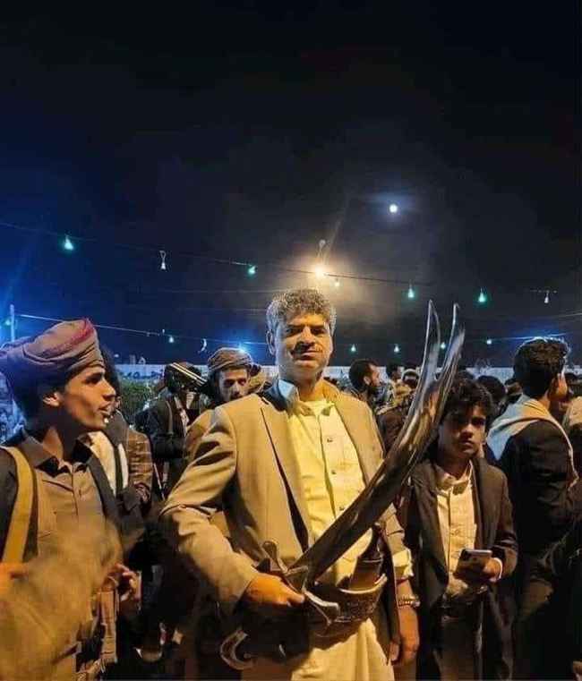 الشرعية: الحوثي صرف مرتبات الموظفين في إحياء طقوس دينية مستوردة من إيران