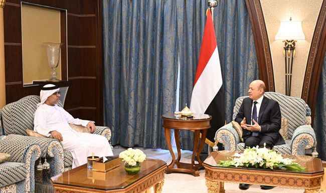 العليمي يطالب من الإمارات السماح للبنك المركزي استخدام الوديعة الكريمة