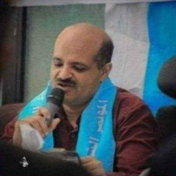 مسلحو محور تعز يعترضون طريق نائب مدير عام مكتب التربية والتعليم وينهبون سيارته وهاتفه