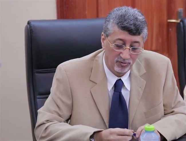 رئيس الغرفة التجارية بعدن يدلي بتصريح خطير