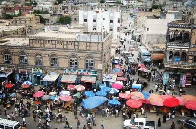 ذمار: الحوثيون يغلقون أكبر وأقدم سوق بهدف الاستحواذ عليه