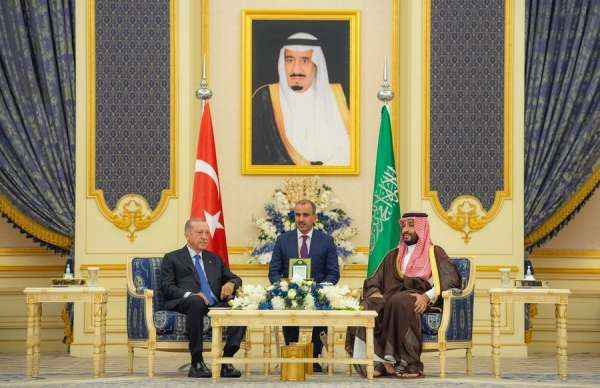 السعودية وتركيا توجهان رسالة مشتركة للحوثي