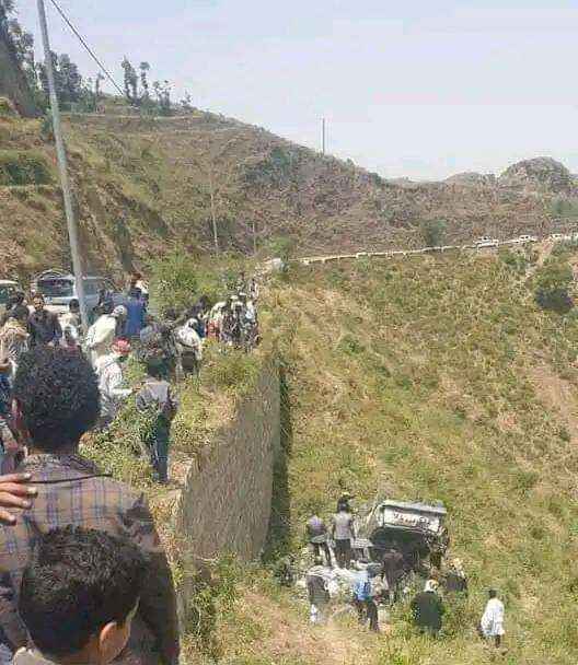 حادث مروري هو الابشع ضحيته 12 شخص بريمة.. صور