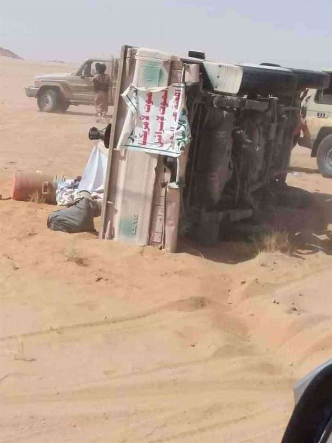 شاهد بالصور.. القبائل تسحق مجموعة حوثية وتغتنم أطقم عسكرية ما بين الجوف ومأرب