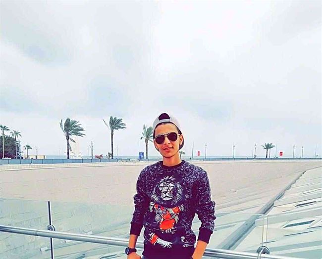 سلطات تعز تفرج عن "قاتل مأجور" مقابل الإفراج عن نجل قيادي كبير في حزب الإصلاح