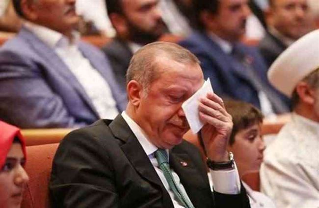 شاهد.. يمنيون ينتقدون تصريحات اردوغان ويصفعونه بإعلان الحرب