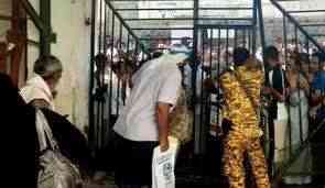 مصلحة الهجرة والجوازات في عدن تعلن تنفيذ عدد من الإجراءات 