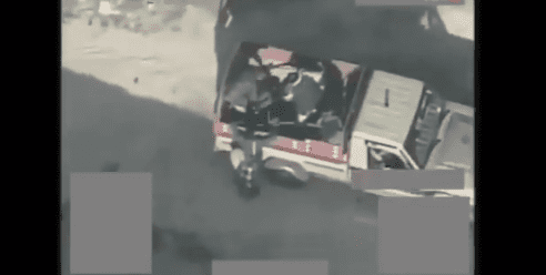 شاهد بالفيديو.. غارات جوية تسحق أطقم وثكنات حوثية بمأرب والجوف