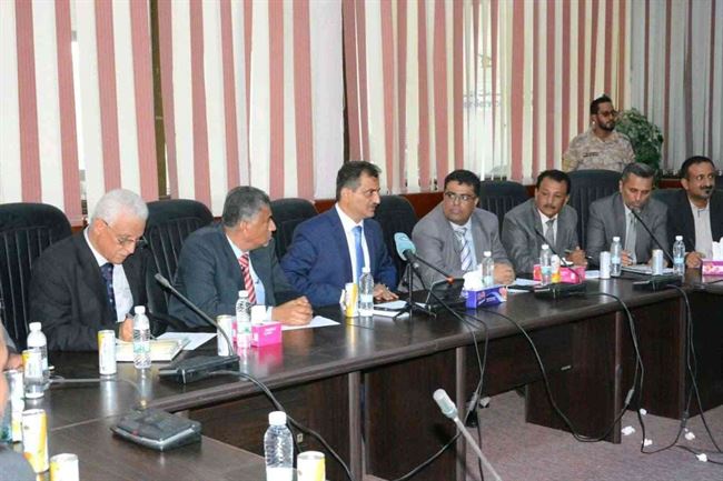 محافظ عدن: هناك جملة من المشاريع التنموية سيتم الإعلان عنها خلال الأيام القادمة