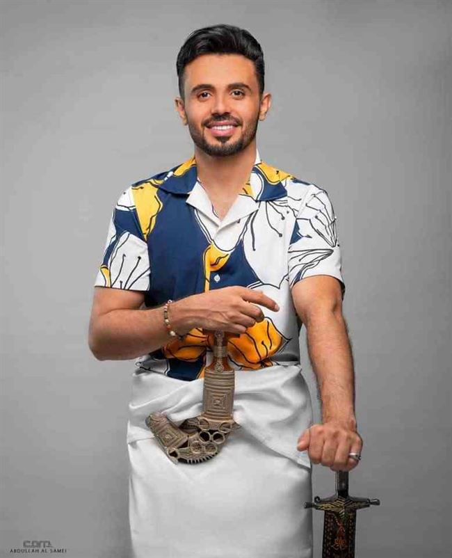 عمار العزكي ينتقد أسلوب حرية الرأي لدى بعض اليمنيين ويوجه لهم هذه النصيحة