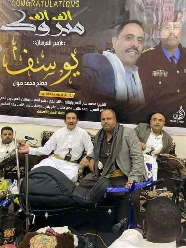 الحوثي يمنع الفنان فؤاد الكبسي من الغناء بشكل نهائي