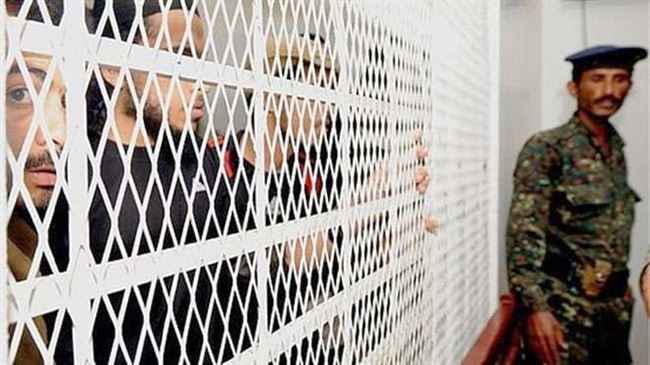 مراسلون بلا حدود تدين معاملة الحوثي القاسية للصحفيين وتطالبه بالإفراج الفوري عنهم