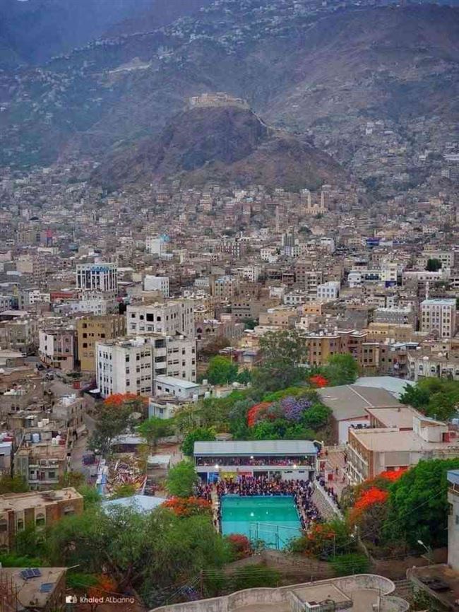 واشنطن تشير لحل وسط لفتح طرق تعز وتطالب الحوثيين بإطلاق سراح موظفي سفارتها بصنعاء
