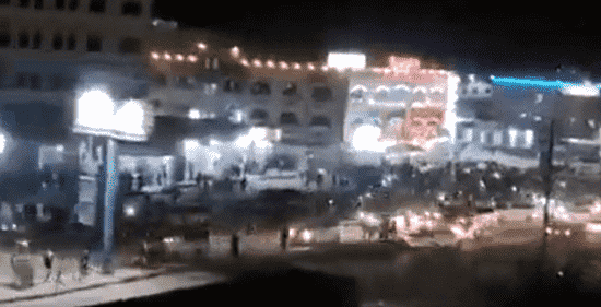 شبوة تحتفل بقرار إقالة الإخواني لعكب