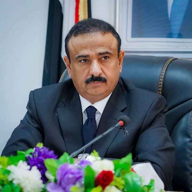 ثاني محافظة تعلن الوقوف إلى جانب محافظة شبوة ودعم اجراءات الشيخ عوض الوزير