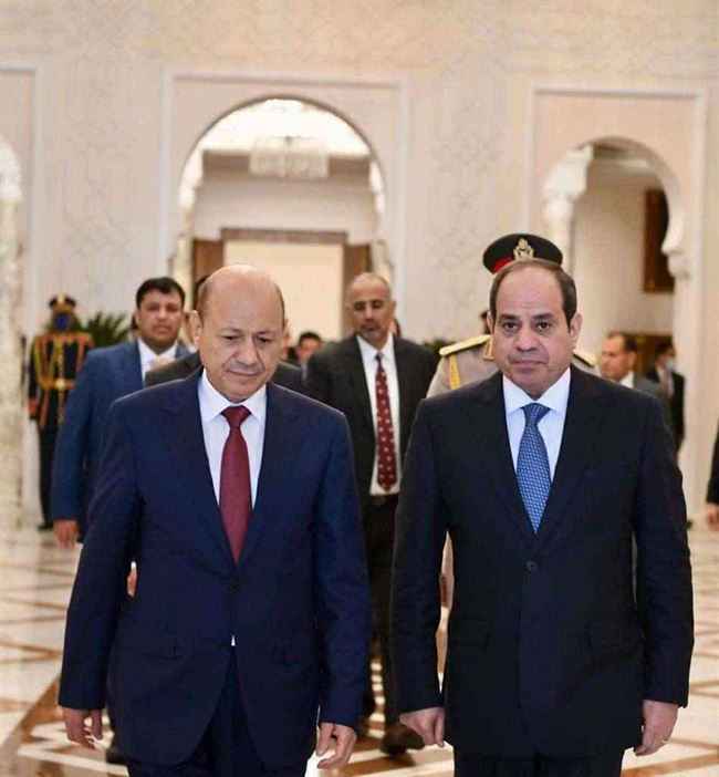 العليمي يعزي السيسي بعد حريق كنسية ابو سيفين