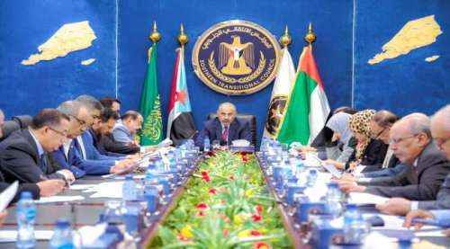 المجلس الانتقالي الجنوبي يدعو المجلس الرئاسي لاتخاذ موقف حاسم تجاه التمرد في شبوة ووادي حضرموت