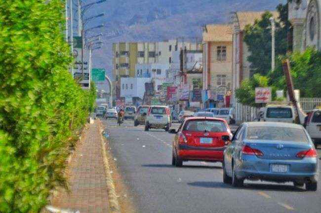 نجاة المسؤول المالي بوزارة الداخلية من تفجير عبوة ناسفة في عدن