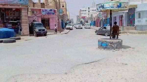 مطلوب لدولة لعدة دول عربية .. المهرة تحيل مجرم خطير للنيابة في حضرموت