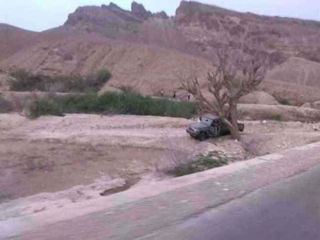 مركز إعلام الجيش يكشف عن مقتل وإصابة 9 جنود بنيران الحوثي.. بيان