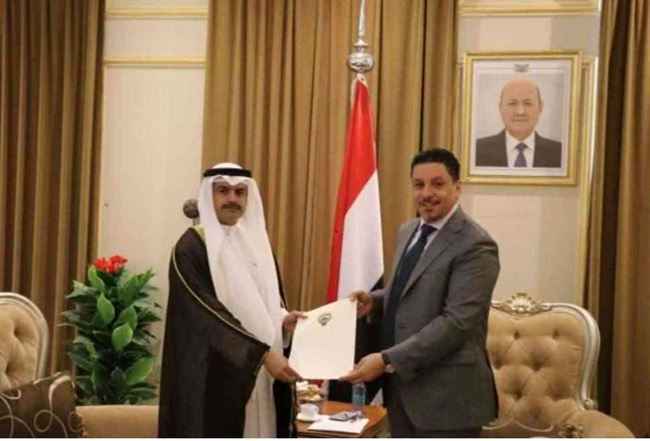 الخارجية تتسلم أوراق اعتماد الحجرف سفيراً للكويت