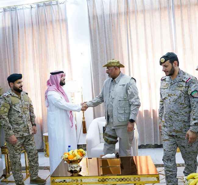 لقاء جديد يجمع عيدروس الزبيدي مع قيادة التحالف العربي.. تفاصيله