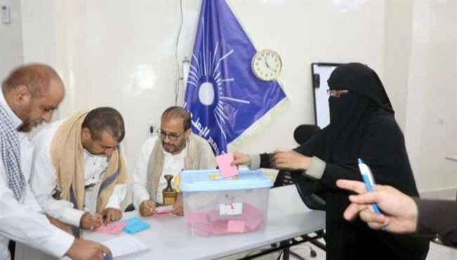 أفعى اليمن تغير جلد جديد لاستهداف ما يرتقبه اليمنيين