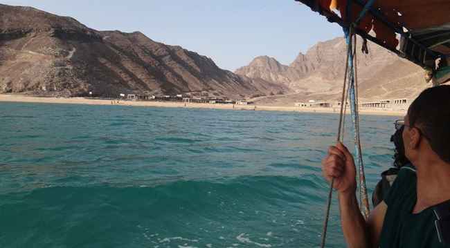 عدن تسجل 14 حالة غرق في ساعات وخفر السواحل يحذر المواطنين ببلاغ هام