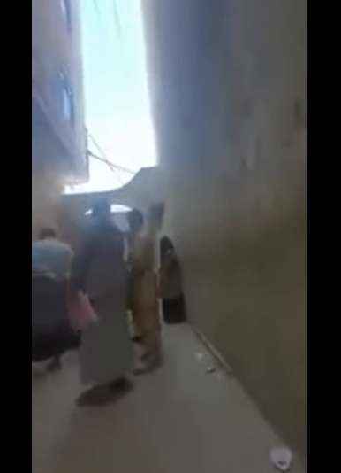 شاهد ممارسة مسلحين مع معلمات.. فيديو صادم يجسد حقيقة الحوثي كأقذر عصابة عرفها اليمن