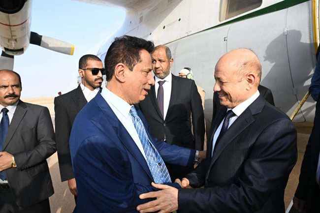 خروج كلي لكهرباء عدن والعليمي يصل المهرة لتدشين مشاريع الطاقة والمياه