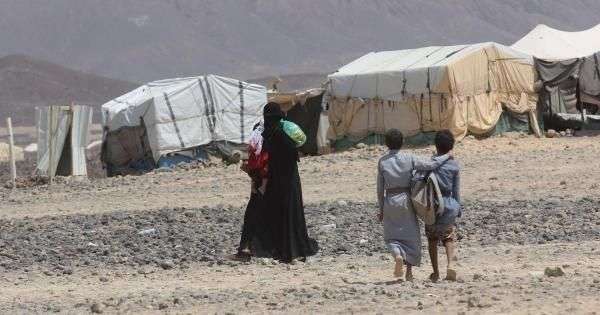 الحوثيون يهجرون 1400 شخص من جنوب مأرب