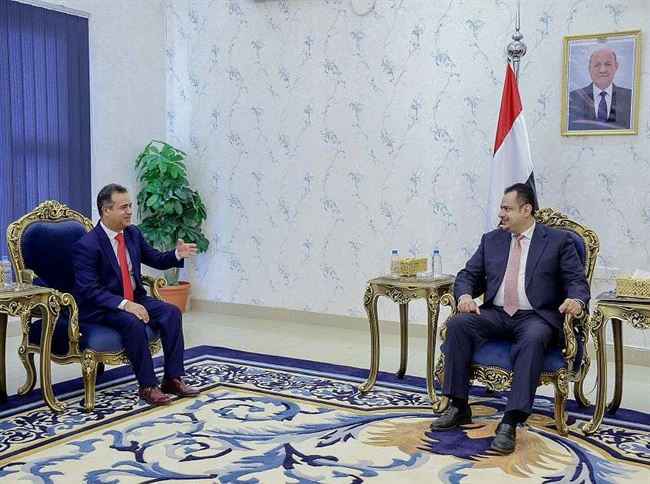رئيس الحكومة يستقبل سفير دولة ليبيا لدى اليمن