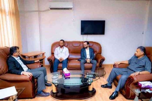محافظ عدن يثمن جهود أطباء بلا حدود خلال فترة الحرب