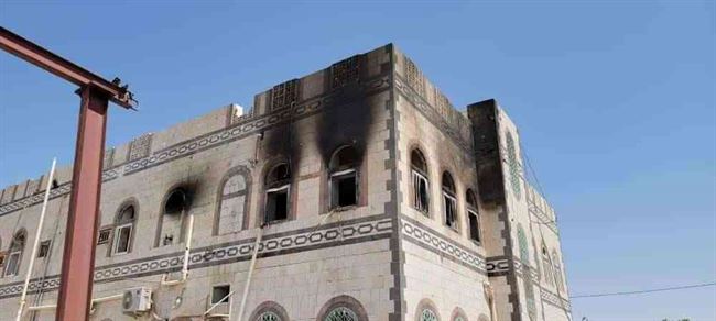تنفيذ مأرب يستنكر قصف الحوثيين منزل العرادة بصاروخين باليستيين
