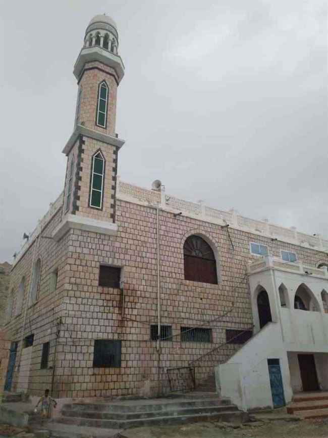 لن تصدق .. مسجد في حضرموت يشهد صلاة الجمعة لأول مرة منذ 22 عام على بنائه