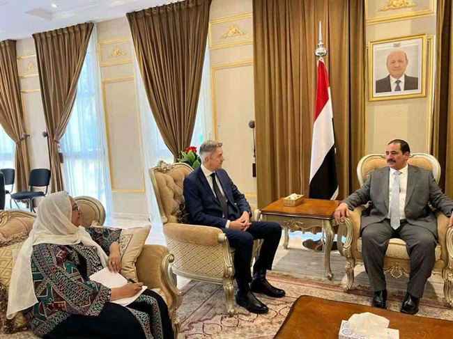 ملحق عسكري بريطاني يبحث التعاون لمكافحة الإرهاب في اليمن