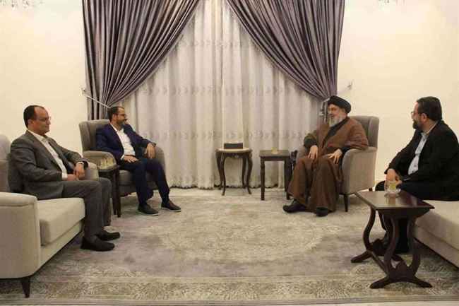 غادر طهران إلى لبنان .. وفد حوثي يلتقي حسن نصر الله للحصول على الدعم