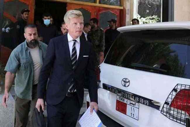 كشف شروط جديدة للحوثي.. تقاسم إيراد مناطق الشرعية وتشغيل كهرباء صنعاء من مأرب
