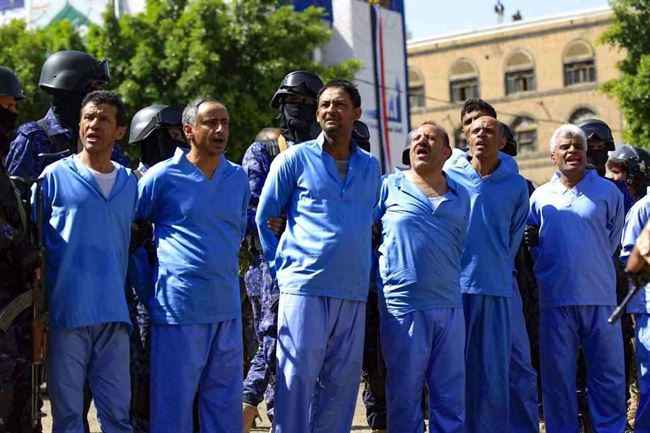 طالبت بمحاسبة الحوثيين .. منظمة حقوقية تذكر العالم بجريمة إعدام 10 يمنيين من أبناء الحديدة