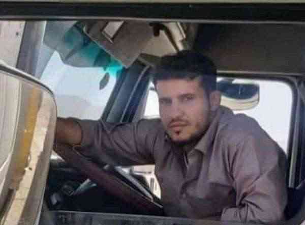 انفجار مقذوف حوثي يودي بحياة سائق شاحنة في الجوف