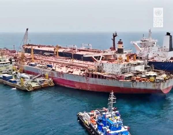 الحكومة: البعثة الأممية في الحديدة توفر غطاء لجرائم وتصعيد الحوثيين