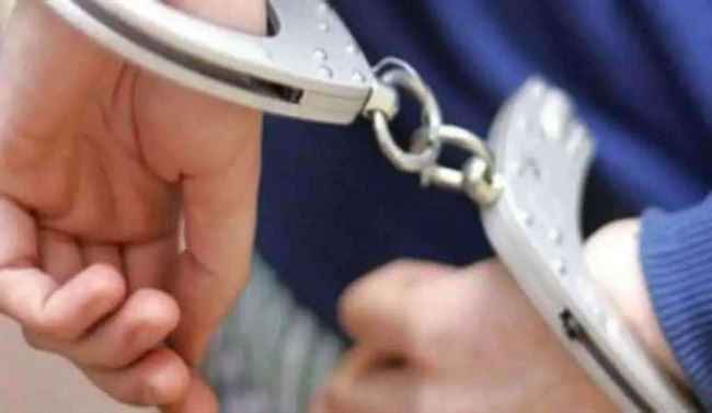 سلطة المهرة تضبط قاتل خطير ومطلوب لشرطة تعز