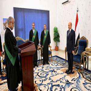 بالأسماء.. لقضاة الجدد بالمحكمة العليا يؤدون اليمين امام الرئيس العليمي