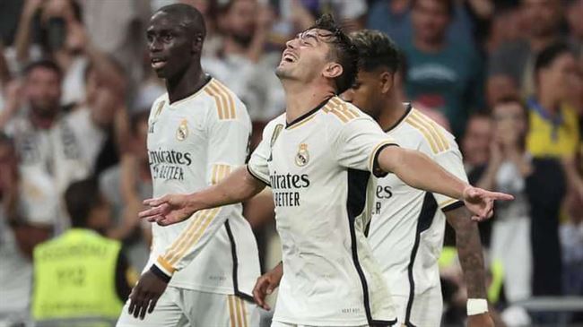 ريال مدريد يستعيد توازنه بثنائية نظيفة في لاس بالماس
