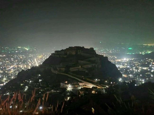 أختلف مسلحون على أداء الرقصة.. مجزرة عرس وسط تعز ضحيتها 13 شخص