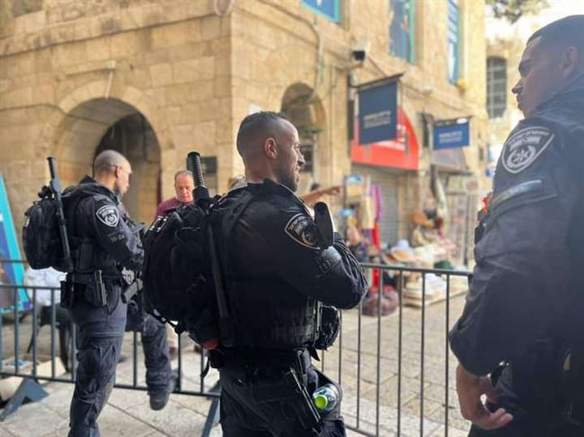 إصابة مستوطن إسرائيلي بجروج خطيرة في عملية طعن بالقدس