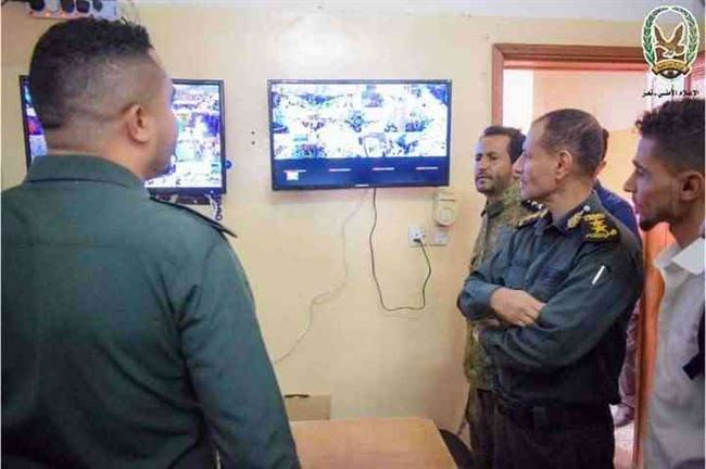 سخرية واسعة.. أمن تعز يبني نجاحه ويغطي فشله بكاميرات المراقبة
